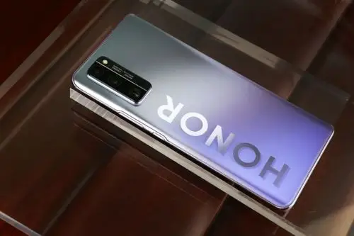 光影流动之美荣耀30pro钛空银图赏