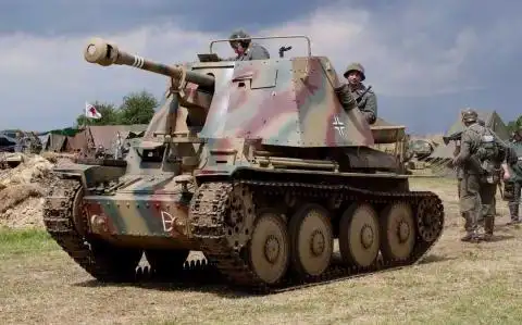 黄鼠狼坦克歼击车