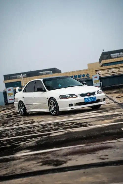 六代本田雅阁-cg5