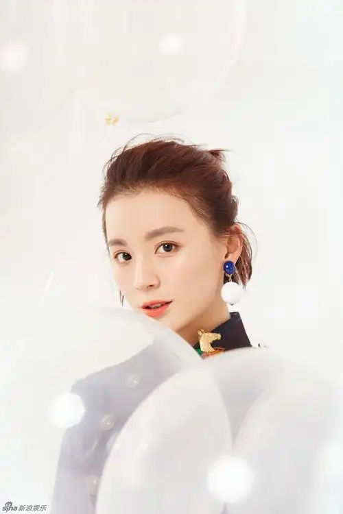 毛林林混搭演绎复古甜美范_高清图集_新浪网