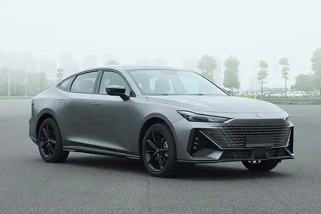 高能来袭 !长安uni将携两款重磅新品登陆重庆车展