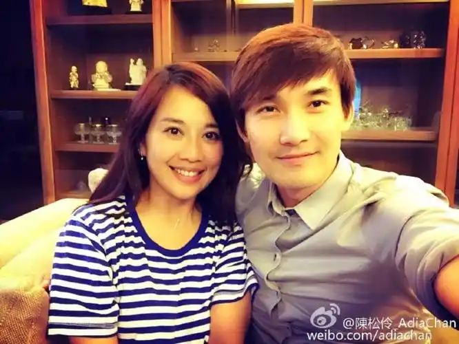 陈松伶,张铎无惧年龄差,姐弟恋构成爱情最美画面～暖男老公助她走出