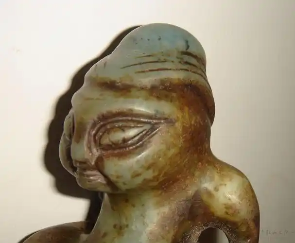 精致红山文化玉人