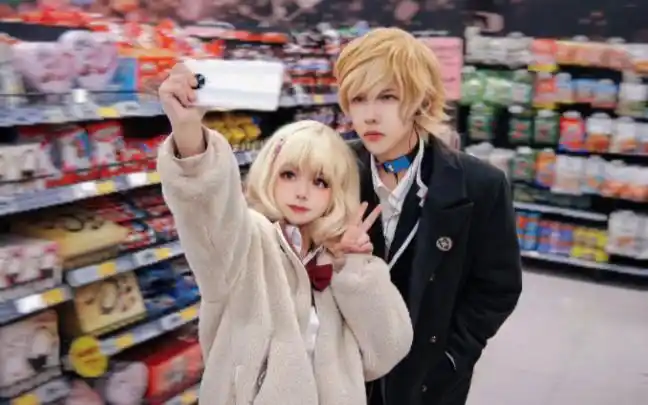 逆卷修和小森唯的恋爱日常