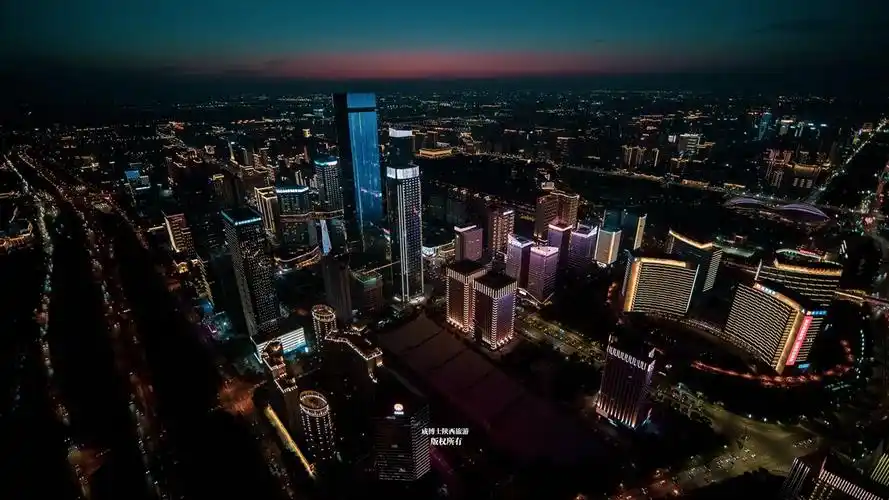 西安高新区锦业路最璀璨的城市夜景凸显国际大都市气质