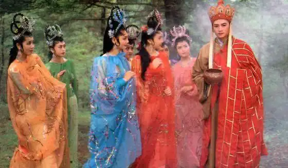 七个蜘蛛精原来就是七仙女孙悟空猪八戒和她们很暧昧