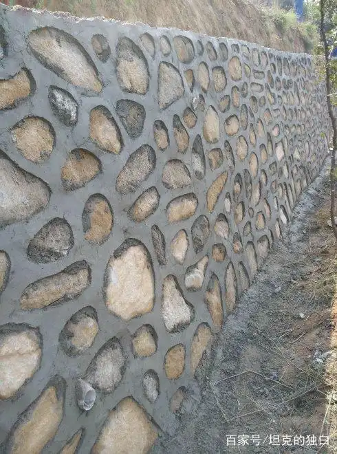 3,勾缝宽窄均匀,深浅一致,不得有假缝,通缝,丢缝,断裂和粘接不牢等