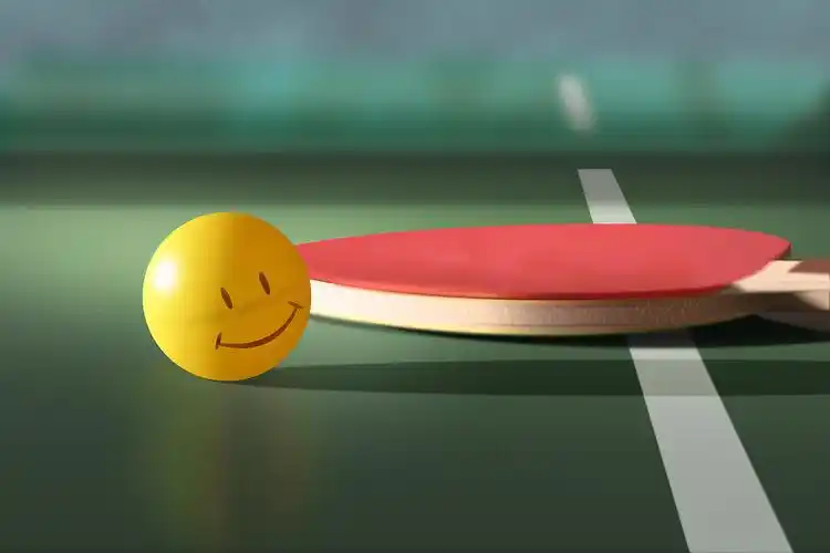 中秋时节画乒乓球