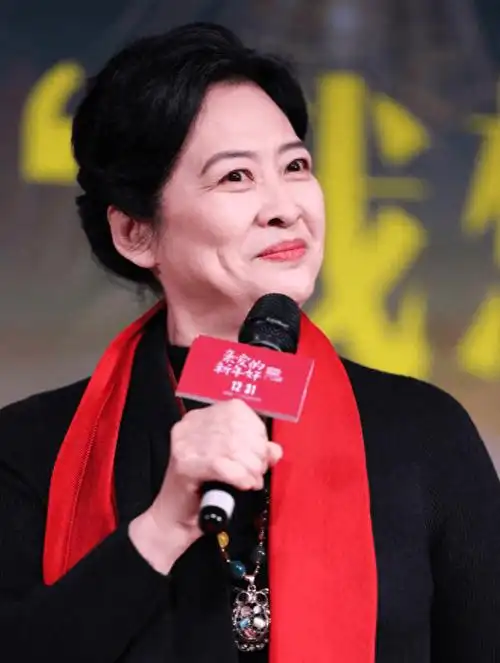 低调,她曾在《我不是明星》中自曝分手,导致女儿祝娅特别没有安全感