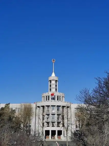 培育新质生产力龙江教育向新而行丨黑龙江中医药大学发挥中医药大学