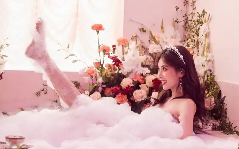 泫雅经典mv—flower shower