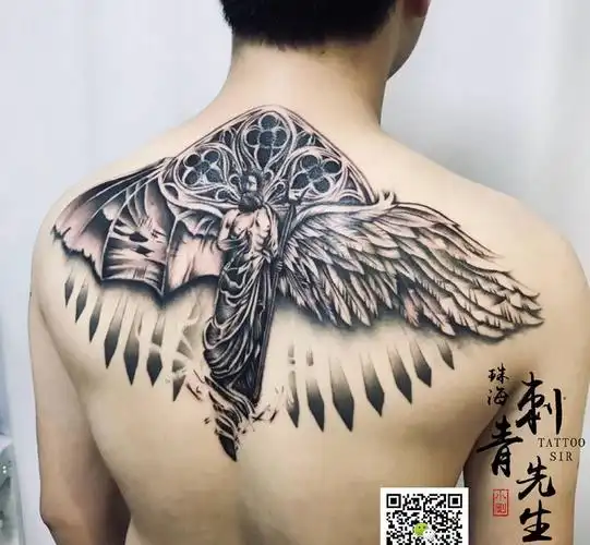 冥王哈迪斯纹身图片_背部欧美写实纹身图案