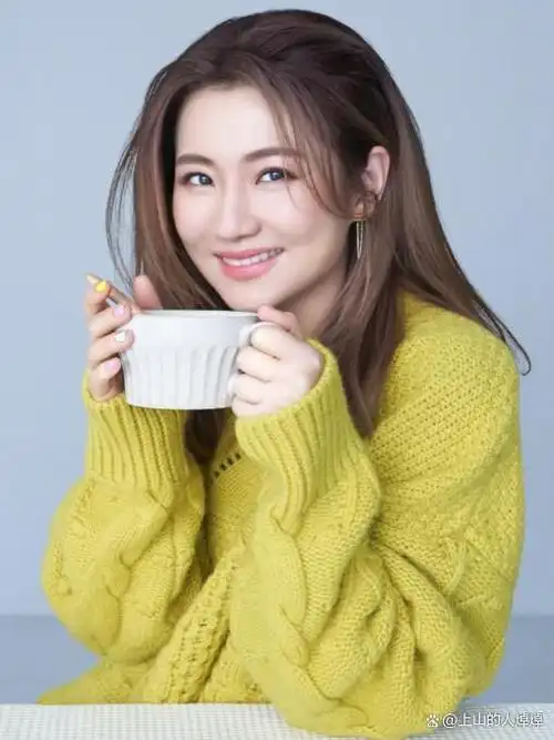 任家萱宣布入院待产,透露儿子体重近8斤,陈嘉桦田馥甄要陪产