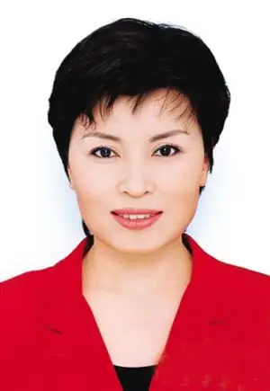 李瑞英如何成名上位?