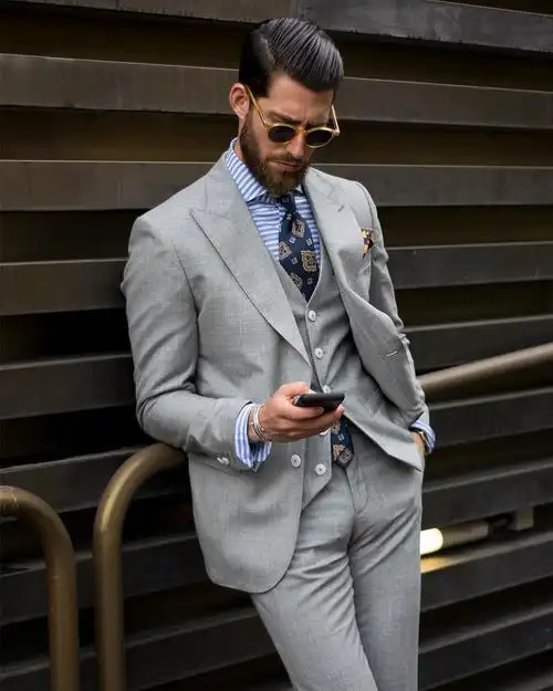 成都西服定制 | 雅痞绅士的品味,是不流于平庸,也不改变初衷!