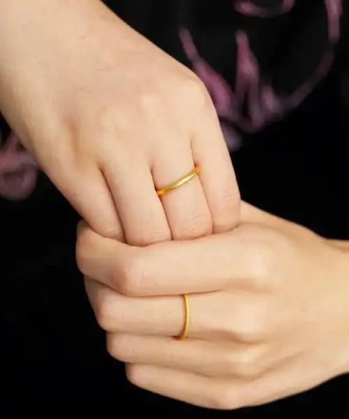 克重素圈戒指和蝴蝶结系列