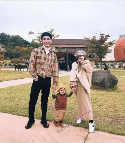 【泰国娱乐】徐志贤老婆 gubgib 去韩国整了鼻子回来,展示新面孔