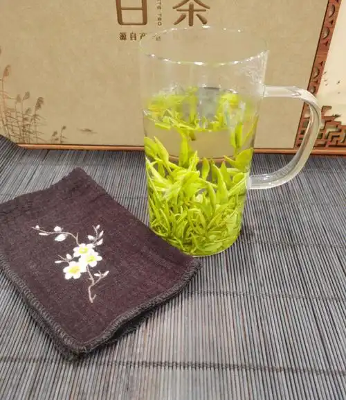 安吉白茶明前高山茶兰花香足耐泡度高