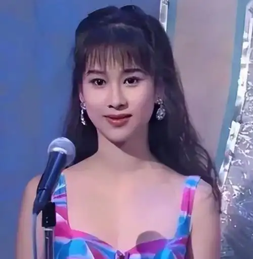 tvb台庆剧热播,前当家花旦惊喜客串,近50岁颜值演技双在线|tvb|文颂娴