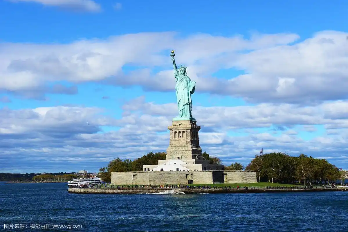 自由女神像