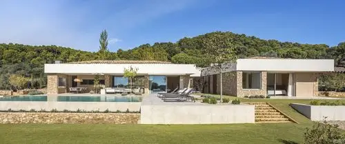 国外别墅设计案例:西班牙现代别墅,与周围的自然环境相协调,**新国外