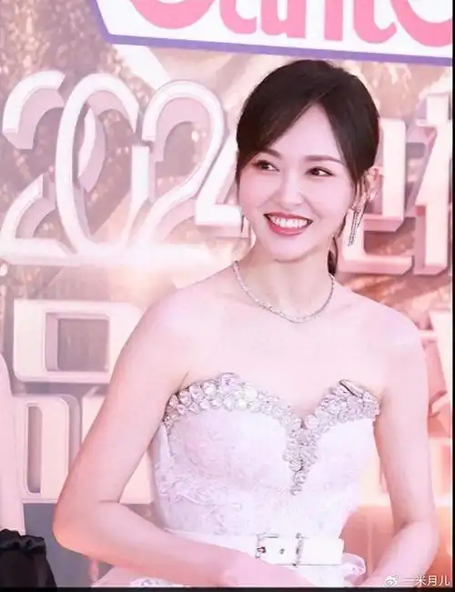 电视品质盛典金晨关晓彤李沁唐嫣比美胡歌白敬亭吴磊男神范