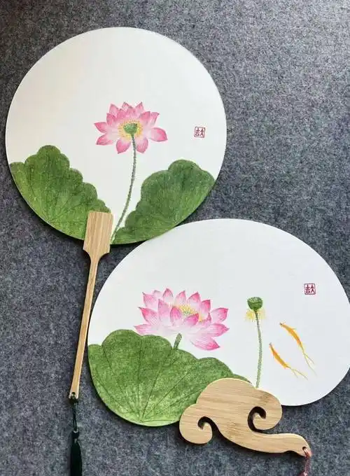 【易闻思修·中央书店】画扇面丨创意国画"夏日荷花"_活动_文化