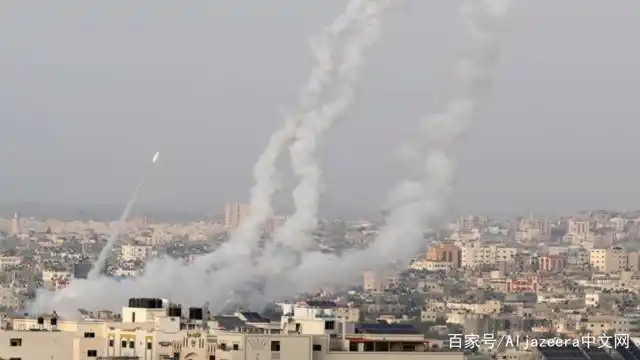 以色列军队突袭阿克萨清真寺致数百人受伤 世界各国做出回应