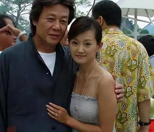 和平生活27年,晚年却说后悔了|演员|崔瑶琪|许黎丹|红颜知己_网易订阅