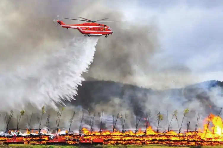 "空中消防车"神兵天降 使命必达
