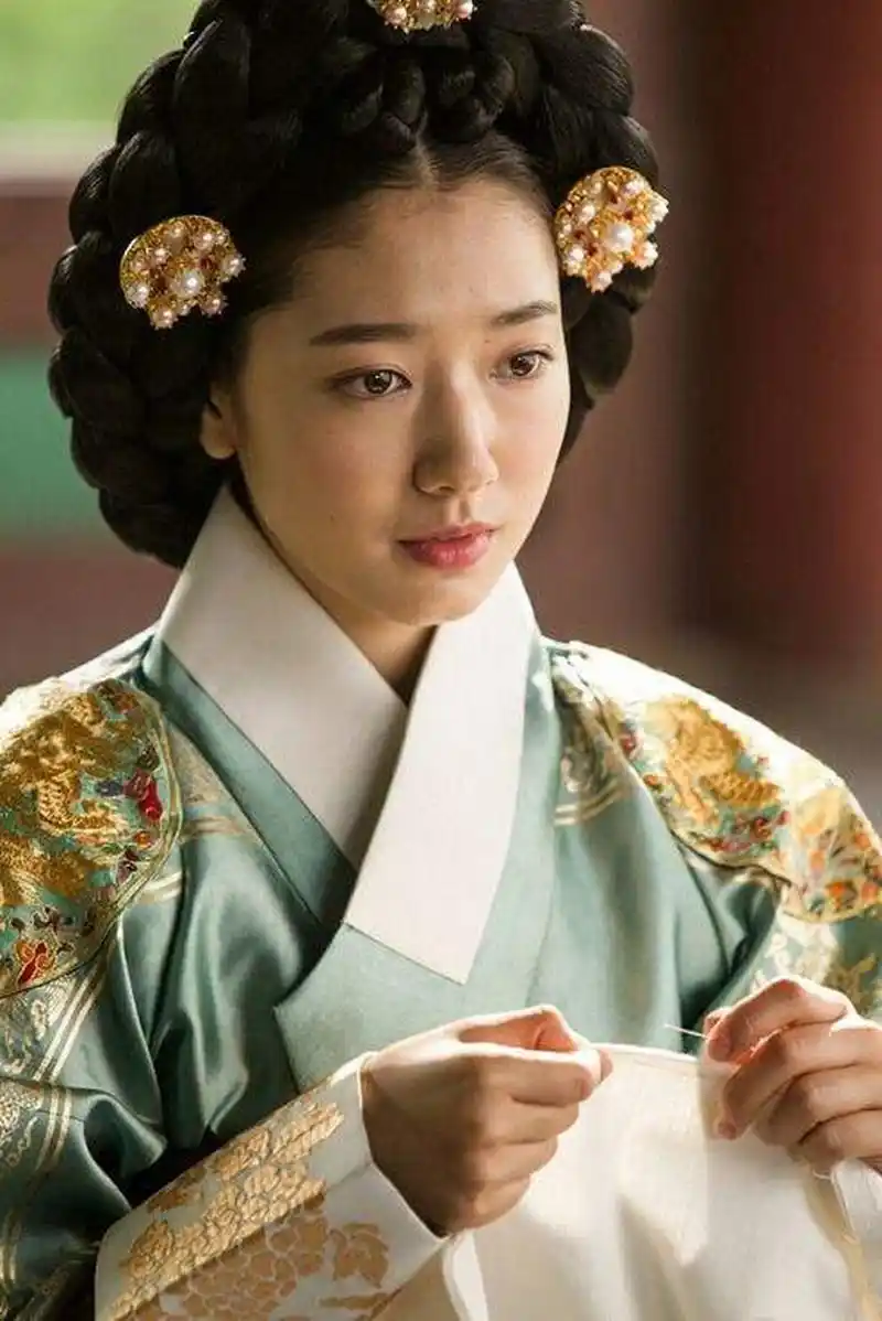 废妃柳氏(,1576年-1623年),朝鲜光海君正妃,本贯文化,是柳自新和东莱