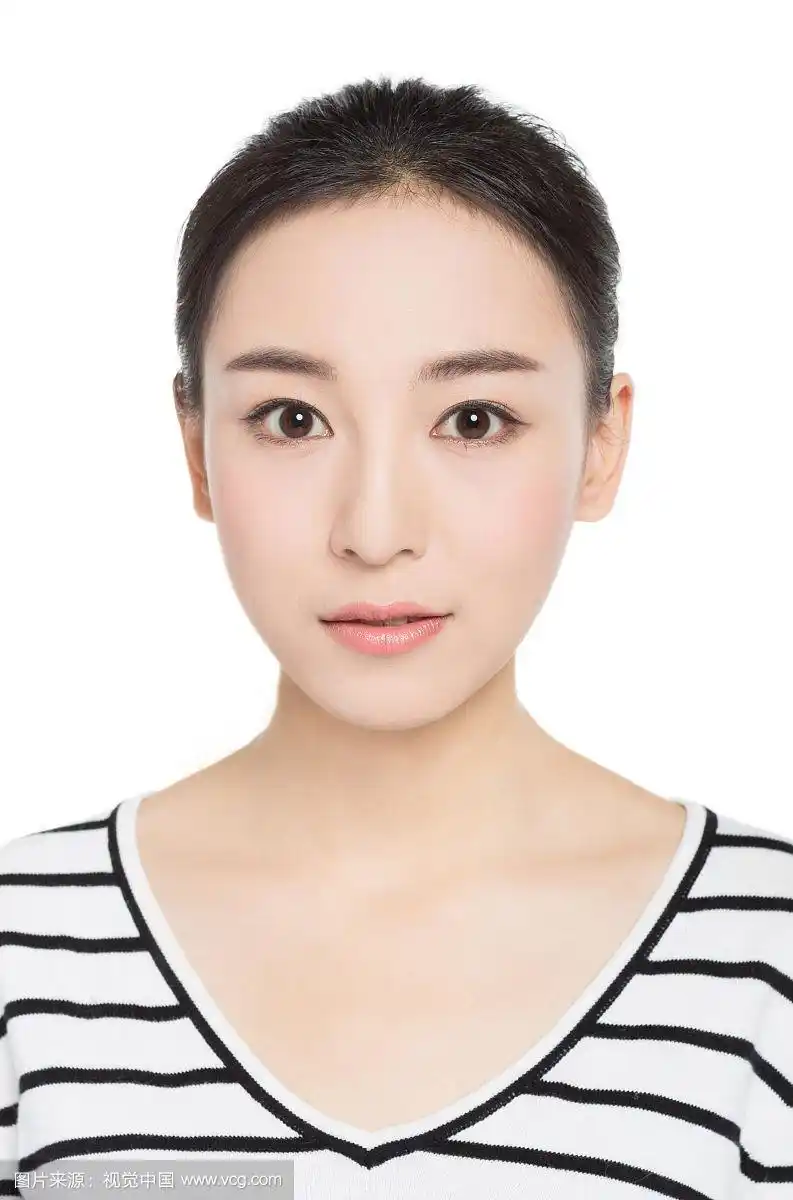女生证件照
