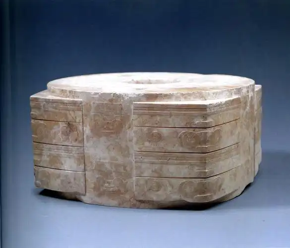 良渚玉琮王图片现代仿良渚玉琮图片 良渚玉琮高仿图片1