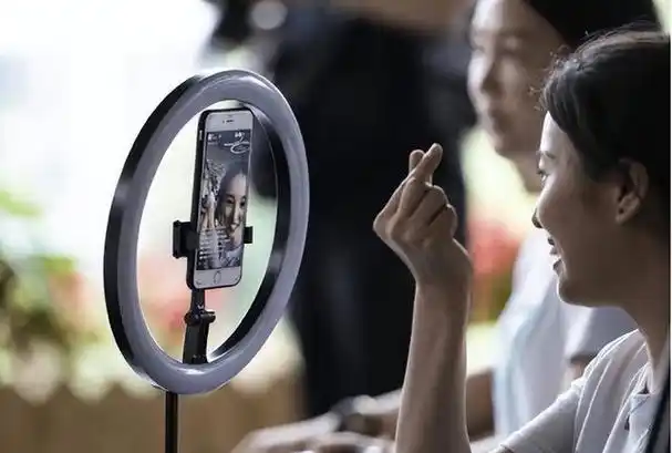 电商直播发展迅猛,如何做才能让消费者买买买?要做好这些要点