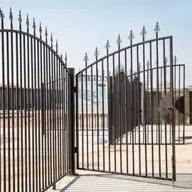 烤漆镀锌方管铁艺大门小区复古镂空铁艺大门不锈钢烤漆铁艺大门