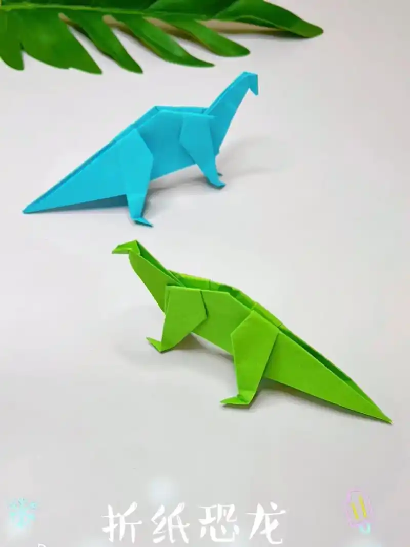 恐龙折纸,半张a4纸大小的纸就能折出来!0303
