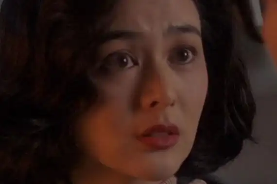 关之琳塞的什么球塞在自己的下体高尔夫球两个