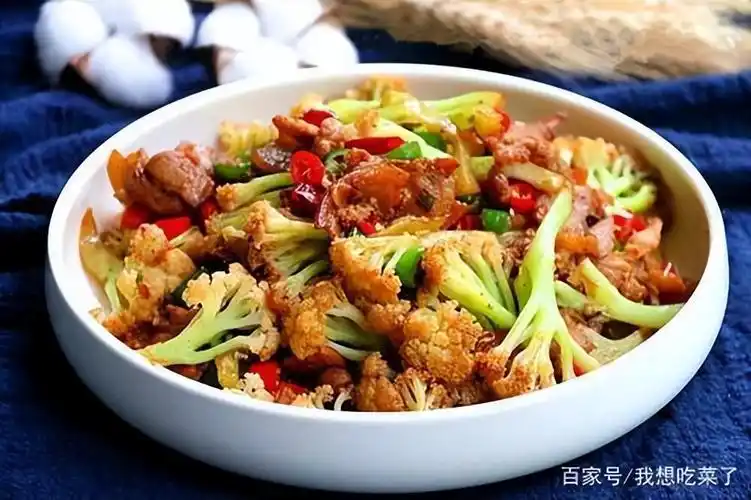 花椰菜怎么做好吃(五花肉炒花菜做法窍门)-3