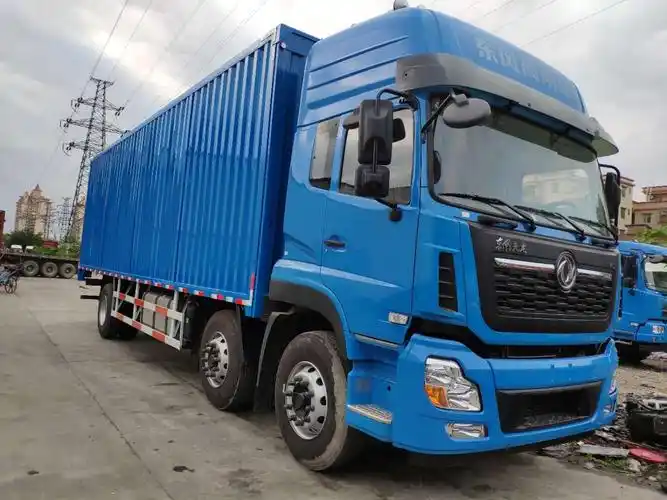 中山东风商用车4s店天龙货车报价厂家优惠9.6米仓栅车型