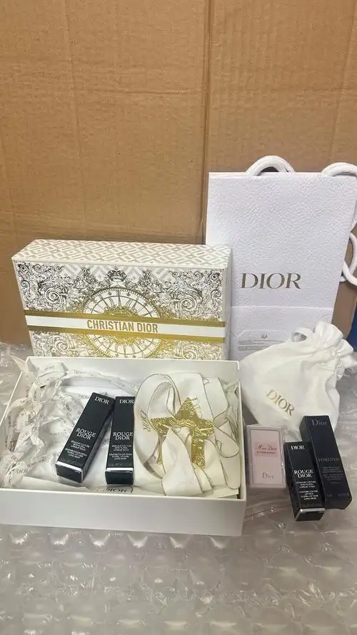 迪奥圣诞口红双支限定礼盒999.720.188