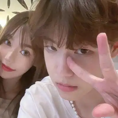 潮流情侣头像一对两张高清图片唯美情侣浪漫真人头像图片