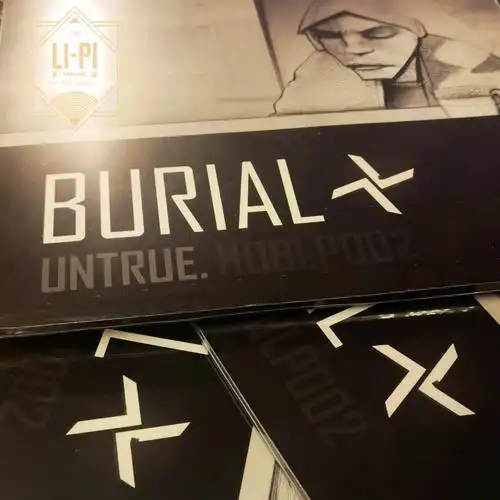 《untrue》burial对于英国的唱片界是值得纪念的专辑