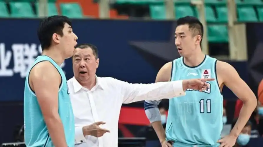 郭士强这次要输,因为吴庆龙准备逆袭广州,但青岛就注定会赢吗?