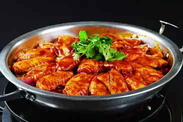香辣翅中图片
