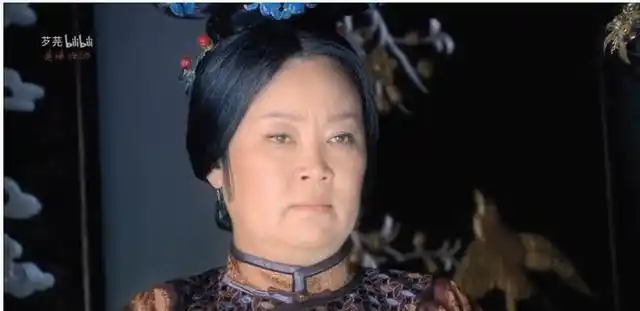 两版容嬷嬷扎针紫薇对比网友这还是记忆中的容儿吗