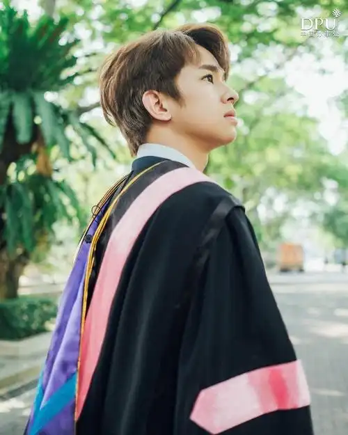 请问flukenatouch是你们学校的吗