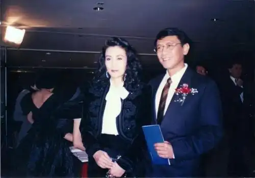 【我心中最赞的歌手】铁血丹心——罗文&甄妮