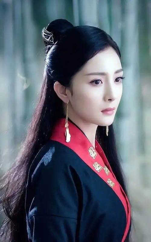 杨幂古装剧照 惊鸿一瞥 哪一幕才能成为你心中的永恒