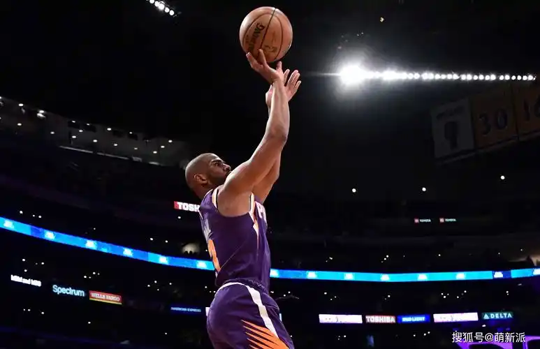 保罗生涯十大比赛:20000 10000历史第一人_助攻_主场_新奥尔良黄蜂