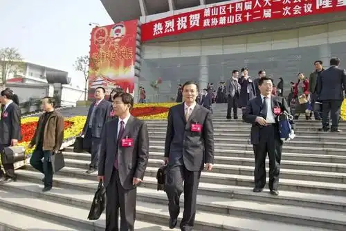 吴雪峰把责任担当当成一种习惯